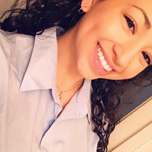 Meet your Posher, Christie